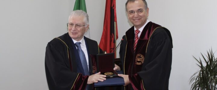 A Giuseppe Novelli Laurea Honoris Causa in Medicina dall’università di Medicina di Tirana A Giuseppe Novelli Laurea Honoris Causa in Medicina dall’università di Medicina di Tirana